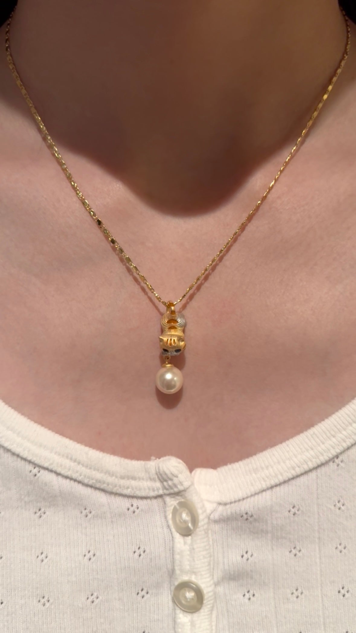 9.5mm Akoya Whimsical Kitten Pendant
